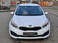 Gebraucht Kia Ceed 136 PS (100 kW) 2016 Weiß Kleinwagen