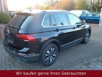 Gebraucht VW Tiguan Move 150 PS (110 kW) 2024 Schwarz SUV