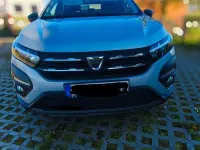 Gebraucht Dacia Jogger Extreme 101 PS (74 kW) 2022 Silber Van / Kleinbus