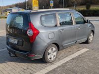 Gebraucht Dacia Lodgy Lauréate 102 PS (75 kW) 2018 Grau Van / Kleinbus