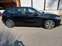 Gebraucht BMW 116 Advantage 109 PS (80 kW) 2023 Schwarz Kleinwagen