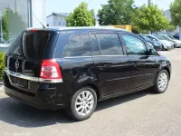 Gebraucht Opel Zafira Edition 140 PS (102 kW) 2010 Schwarz Van / Kleinbus