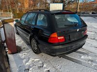 Gebraucht BMW 316 116 PS (85 kW) 2005 Schwarz Kombi