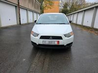 Gebraucht Mitsubishi Colt 75 PS (55 kW) 2010 Weiß Kleinwagen