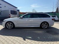 Gebraucht BMW 550 381 PS (280 kW) 2015 Alpinweiss iii Kombi