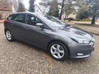 Gebraucht Ford Focus Trend 125 PS (91 kW) 2015 Grau Limousine