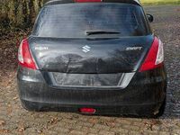 Gebraucht Suzuki Swift 94 PS (69 kW) 2013 Schwarz Kleinwagen