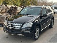 Gebraucht Mercedes ML300 204 PS (150 kW) 2010 Schwarz SUV