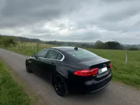 Gebraucht Jaguar XE Prestige 163 PS (119 kW) 2017 Schwarz Limousine