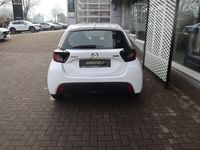 Neu Mazda 2 Prime-Line 116 PS (85 kW) 2025 Lunar white Limousine