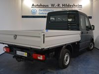 Gebraucht VW Crafter Trendline 177 PS (130 kW) 2024 Grün Van