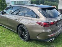 Gebraucht Mercedes E300 AMG 313 PS (230 kW) 2024 Braun Limousine