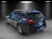 Gebraucht Ford Focus Titanium 125 PS (91 kW) 2025 Agate black Kombi