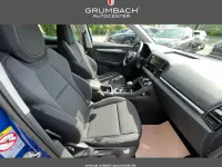 Neu Skoda Karoq Selection 150 PS (110 kW) 2026 8x8x race blue metallic SUV
