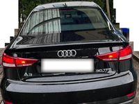 Gebraucht Audi A3 116 PS (85 kW) 2020 Schwarz Limousine