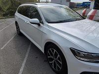 Gebraucht VW Passat 200 PS (147 kW) 2022 Weiß Kombi