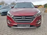 Gebraucht Hyundai Tucson Trend 132 PS (97 kW) 2016 Rot SUV