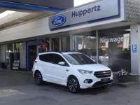 Gebraucht Ford Kuga ST-Line 150 PS (110 kW) 2019 Frost weiß SUV