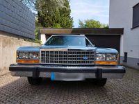 Gebraucht Ford Crown 152 PS (111 kW) 1986 Blau Limousine