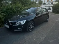 Gebraucht Volvo V60 150 PS (110 kW) 2018 Schwarz Kombi