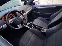 Gebraucht Opel Astra GTC 140 PS (102 kW) 2006 Silber Limousine