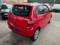 Gebraucht VW Fox 75 PS (55 kW) 2005 Rot Kleinwagen