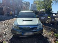 Gebraucht Subaru Forester Active 108 PS (79 kW) 2011 Grün SUV