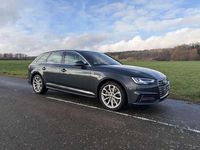 Używany Audi A4 S-Line 252 KM (185 kW) 2018 Szary Kombi