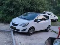 Gebraucht Opel Meriva OPC 140 PS (102 kW) 2012 Weiß Van / Kleinbus