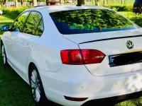 Gebraucht VW Jetta Match 140 PS (102 kW) 2012 Weiß Limousine