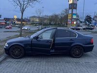 Gebraucht BMW 323 170 PS (125 kW) 1999 Limousine