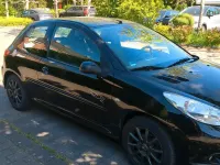 Gebraucht Peugeot 206+ 68 PS (50 kW) 2010 Schwarz Kleinwagen
