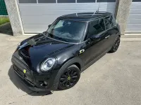 Second-hand Mini Cooper SE 135 kW (184 CP) 2020 Negru Hatchback