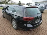 Gebraucht VW Passat Business 150 PS (110 kW) 2023 Deep black perleffekt Kombi