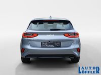 Gebraucht Kia Ceed 140 PS (102 kW) 2025 Silber Kleinwagen