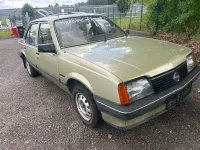 Gebraucht Opel Ascona 116 PS (85 kW) 1984 Grün Limousine