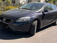 Usata Volvo V40 2015 Blu Utilitaria