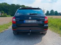 Gebraucht Skoda Superb 170 PS (125 kW) 2013 Schwarz Kombi
