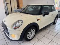 Gebraucht Mini One D 95 PS (69 kW) 2018 Weiß Kleinwagen