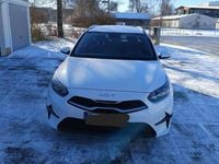 Gebraucht Kia Ceed Sportswagon Vision 136 PS (100 kW) 2023 Weiß Kombi