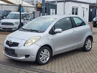 Gebraucht Toyota Yaris 90 PS (66 kW) 2007 Silber Kleinwagen