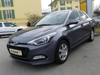Gebraucht Hyundai i20 Passion 101 PS (74 kW) 2017 Grau Limousine
