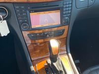 Gebraucht Mercedes E500 306 PS (225 kW) 2002 Silber Limousine