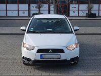 Gebraucht Mitsubishi Colt Edition 75 PS (55 kW) 2012 Weiß Limousine