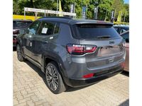 Neu Jeep Compass Summit 131 PS (96 kW) 2025 Grigio moda (graphite grey met SUV