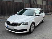 Usata Skoda Octavia Active 116 CV (85 kW) 2019 Bianco Station wagon