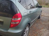 Gebraucht Mercedes A200 Elegance 140 PS (102 kW) 2005 Grün Kleinwagen