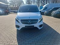Gebraucht Mercedes V300 237 PS (174 kW) 2023 Weiß Van / Kleinbus