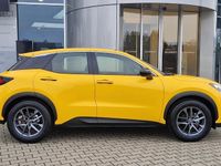 Neu Lexus LBX 136 PS (100 kW) 2026 Gelb SUV