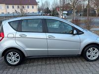 Gebraucht Mercedes A160 Elegance 95 PS (69 kW) 2011 Silber Kombi